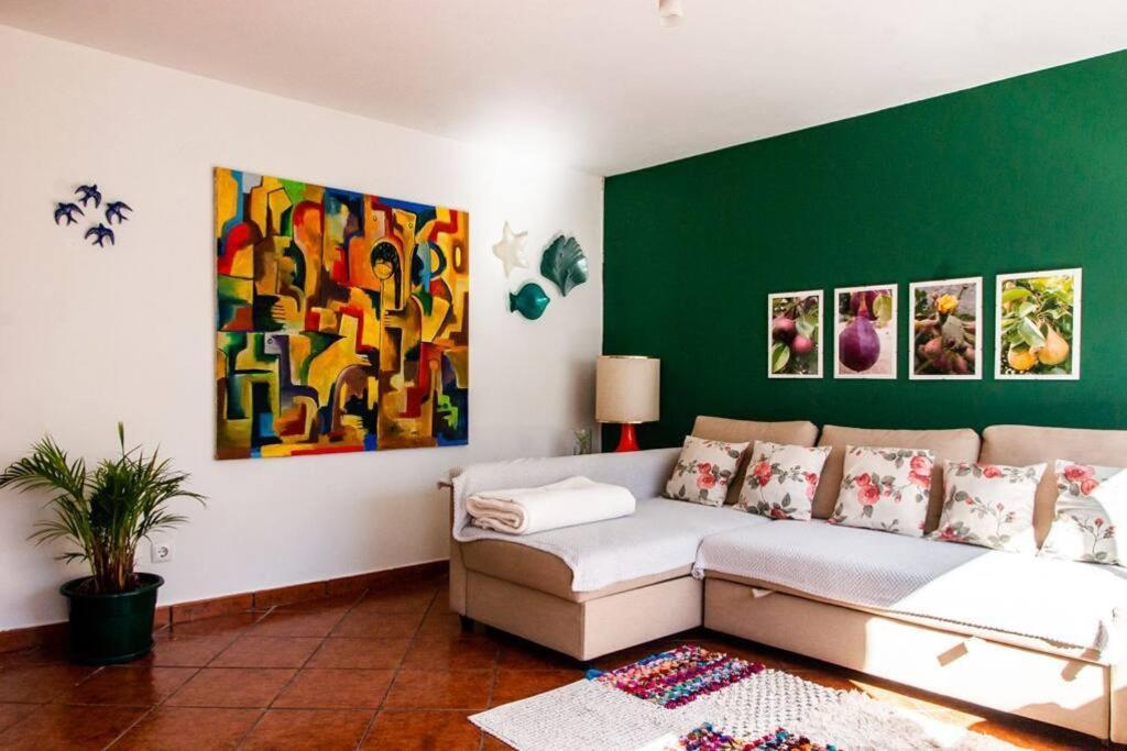Casa Da Ti' Milia Villa Encarnacao Luaran gambar